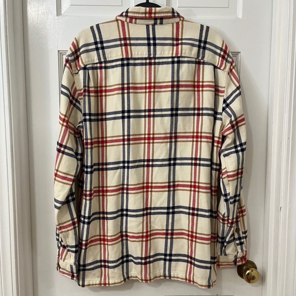 Patagonia Fjord Medium Weight Flannel‎ Shirt Sz L Cream Red Plaid Organic Cotton - Picture 6 of 7